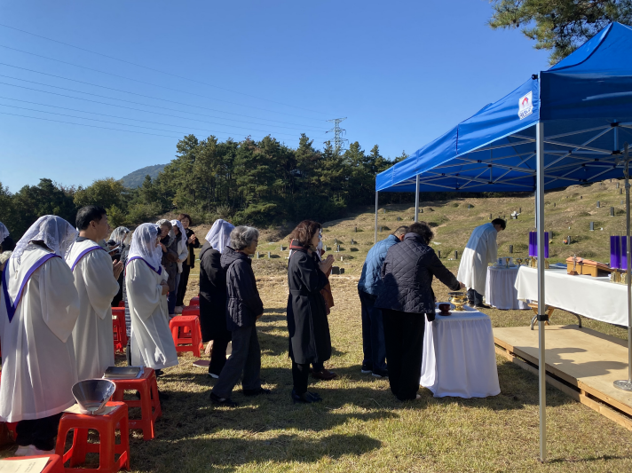 b7ba028346d9cca4e93ce2c32621b1ed_1764847263_4317.png b7ba028346d9cca4e93ce2c32621b1ed_1764847