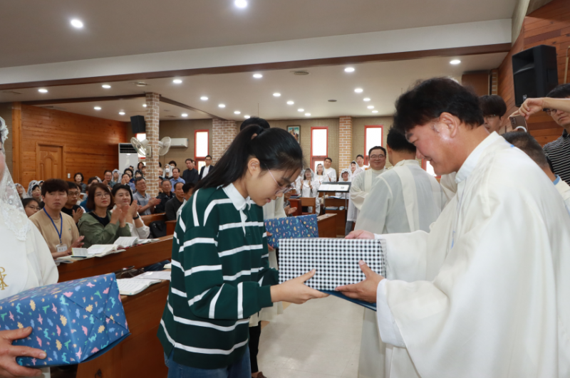 b7ba028346d9cca4e93ce2c32621b1ed_1764846