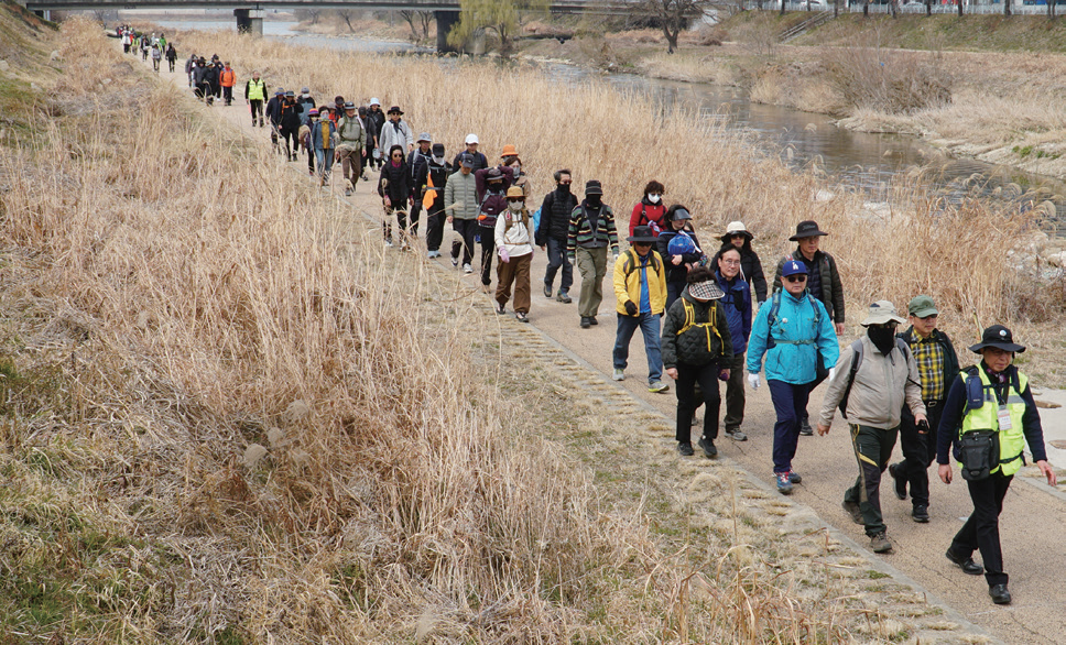 ‘주교님과 함께하는 요안루갈다길 도보…